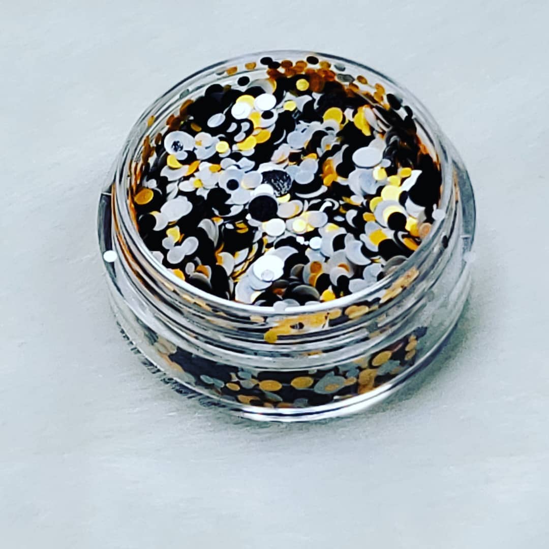 10g Glitter #GN01 (Black and Gold Glitter)